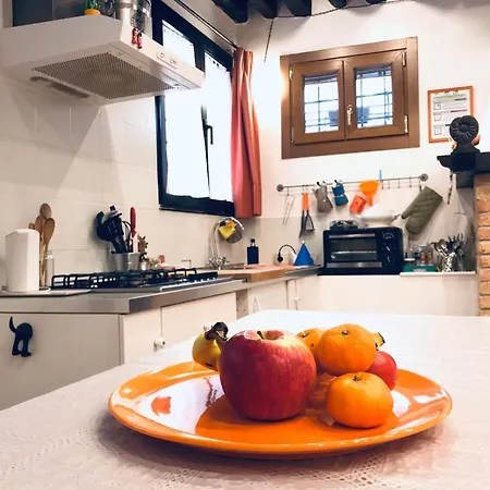 Ca' Zora Apartment *